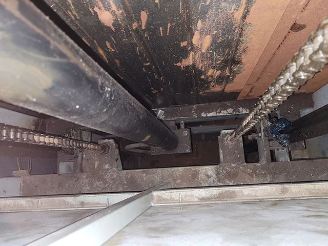 Adequação à NR-12: Elevador de cargas